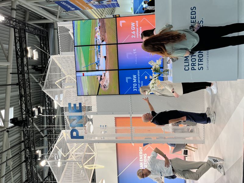 印度大諾伊達(dá)展廳地板鋪